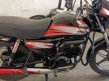 https://riyasewana.com/uploads/hero-hf-deluxe-81606354093.jpg
