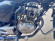 https://riyasewana.com/uploads/hero-honda-achiever-191949447005.jpg
