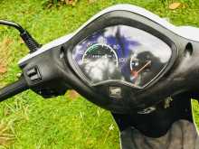 https://riyasewana.com/uploads/hero-honda-activa-172107291744.jpg