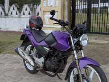 https://riyasewana.com/uploads/hero-honda-cbz-10951134023.jpg
