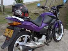 https://riyasewana.com/uploads/hero-honda-cbz-10951134092.jpg