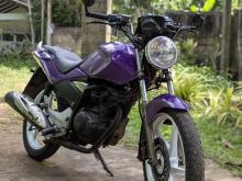 https://riyasewana.com/uploads/hero-honda-cbz-10952086706.jpg