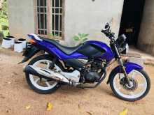 https://riyasewana.com/uploads/hero-honda-cbz-1412393422222.jpg