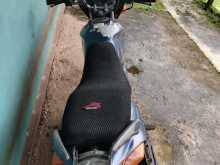 https://riyasewana.com/uploads/hero-honda-cbz-1414193913192.jpg