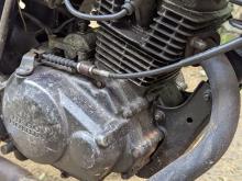 https://riyasewana.com/uploads/hero-honda-cbz-30729266675.jpg