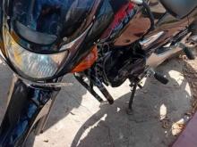 https://riyasewana.com/uploads/hero-honda-cbz-31193154493368.jpg