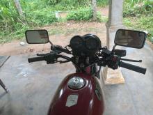 https://riyasewana.com/uploads/hero-honda-cbz-51127266234.jpg