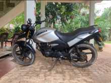 https://riyasewana.com/uploads/hero-honda-cbz-88450313283.jpg