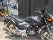 https://riyasewana.com/uploads/hero-honda-cbz-89514919676.jpg
