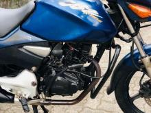 https://riyasewana.com/uploads/hero-honda-cbz-x-20134406134.jpg