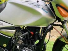 https://riyasewana.com/uploads/hero-honda-cbz-xtreme-715184124692.jpg