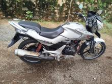 https://riyasewana.com/uploads/hero-honda-cbz-xtrems-412300219042.jpg