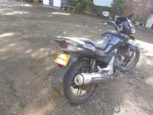 https://riyasewana.com/uploads/hero-honda-cbzx-treme-231211131173.jpg