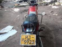 https://riyasewana.com/uploads/hero-honda-cd-100-2172642669622.jpg