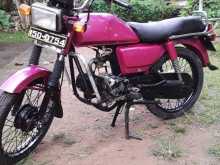 Hero-Honda CD-100 2001 Motorbike