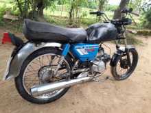 Hero-Honda Cd 100 1997 Motorbike