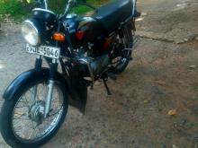 Hero-Honda CD Dawn 2005 Motorbike