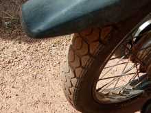 https://riyasewana.com/uploads/hero-honda-cd-dawn-191030174623.jpg