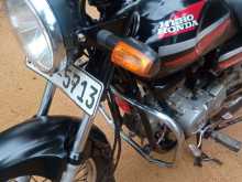 Hero-Honda CD-Dawn 2010 Motorbike