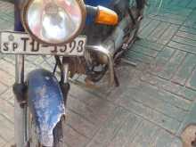 https://riyasewana.com/uploads/hero-honda-cd-dawn-24744224432.jpg