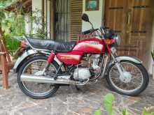 Hero-Honda Cd Dawn 2005 Motorbike