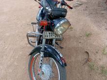 Hero-Honda CD Dawn 2005 Motorbike