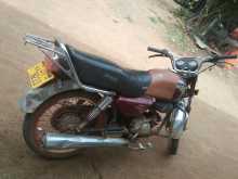 https://riyasewana.com/uploads/hero-honda-cd-dawn-31510185003.jpg