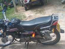 https://riyasewana.com/uploads/hero-honda-cd-dawn-41051104604.jpg