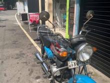 https://riyasewana.com/uploads/hero-honda-cd-dawn-51025211349246.jpg