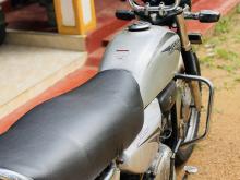 https://riyasewana.com/uploads/hero-honda-cd-dawn-511485919444.jpg