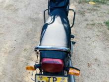 https://riyasewana.com/uploads/hero-honda-cd-dawn-59011524323.jpg