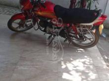 https://riyasewana.com/uploads/hero-honda-cd-delux-183932616570.jpg