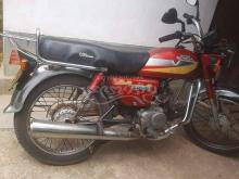 https://riyasewana.com/uploads/hero-honda-cd-delux-9141758415340.jpg