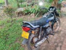 https://riyasewana.com/uploads/hero-honda-cd-deluxe-1115226134542.jpg