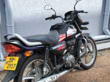 https://riyasewana.com/uploads/hero-honda-cd-deluxe-151432444882.jpg