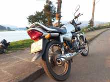 https://riyasewana.com/uploads/hero-honda-cd-deluxe-820173913623.jpg