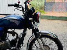 https://riyasewana.com/uploads/hero-honda-cd-down-1310225413431.jpg