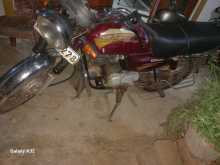 https://riyasewana.com/uploads/hero-honda-cd-down-19113913462.jpg