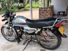 https://riyasewana.com/uploads/hero-honda-cd-down-261937404912.jpg