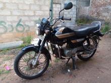 https://riyasewana.com/uploads/hero-honda-cd-down-27452326625.jpg