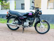 Hero-Honda CD Dawn 2006 Motorbike