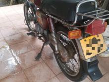 Hero-Honda Cd100 1998 Motorbike