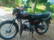 Hero-Honda CD Dawn 2005 Motorbike