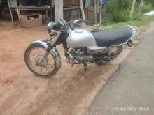 https://riyasewana.com/uploads/hero-honda-daun-591346138321645.jpg
