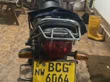 Hero-Honda Dawn 2011 Motorbike