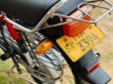 https://riyasewana.com/uploads/hero-honda-dawn-2807236825.jpg