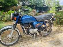 Hero-Honda Dawn 2004 Motorbike