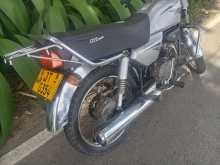 Hero-Honda Dawn 2005 Motorbike