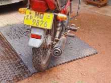 https://riyasewana.com/uploads/hero-honda-deluxe-7724114453.jpg