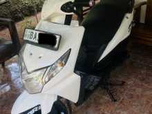 https://riyasewana.com/uploads/hero-honda-dio-1017002613493.jpg